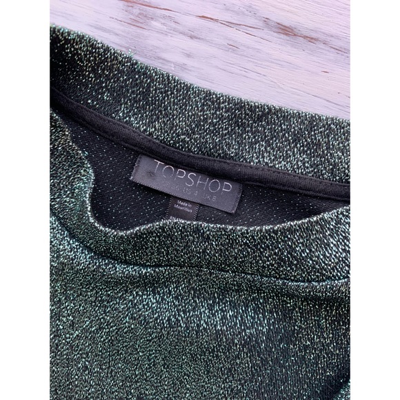 Size 4, TOPSHOP, shimmery green and black crop top - Picture 7 of 12
